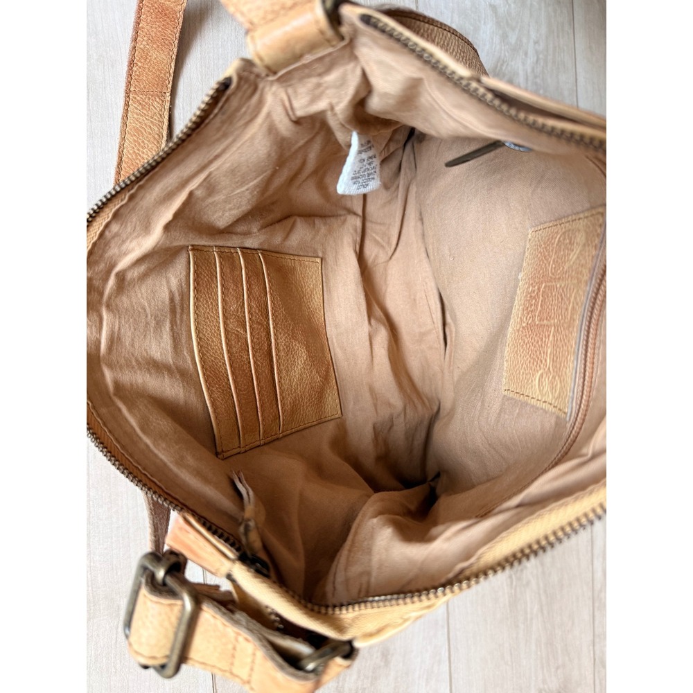 Rock Paper Scissors Pebbled Leather Crossbody Bag Asymmetrical Zip EUC - Picture 6 of 10